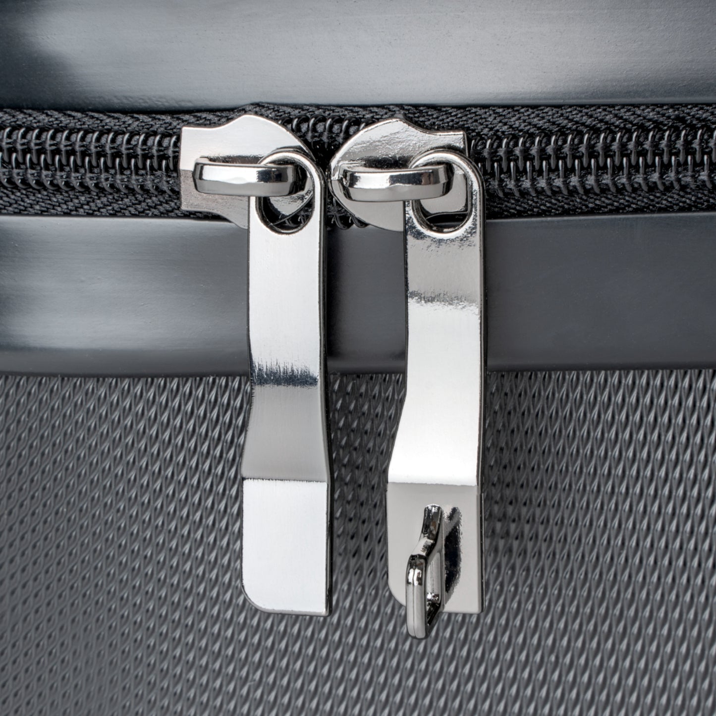 Swing Phi Swing Suitcase