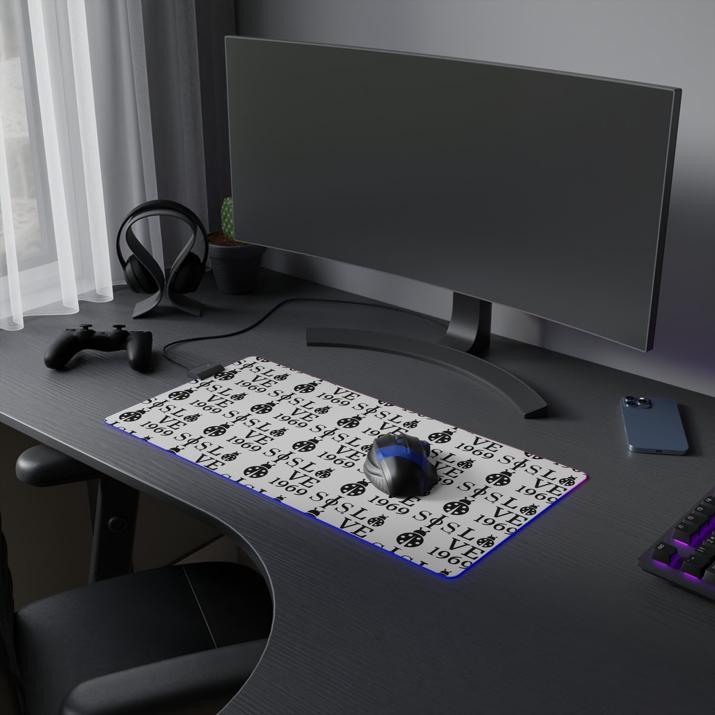 Swing Phi Swing patterned LED Mouse Pad