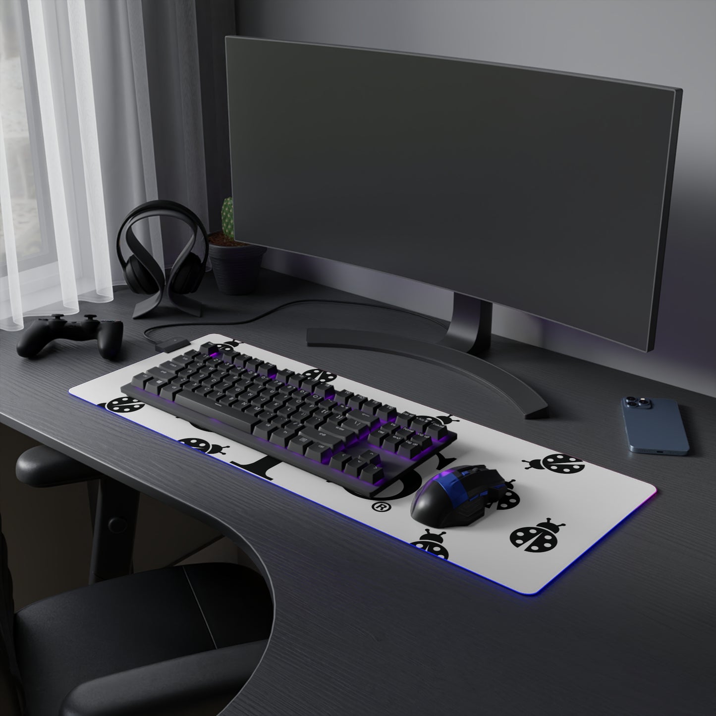 Swing Phi Swing Ladybug LED Mouse Pad
